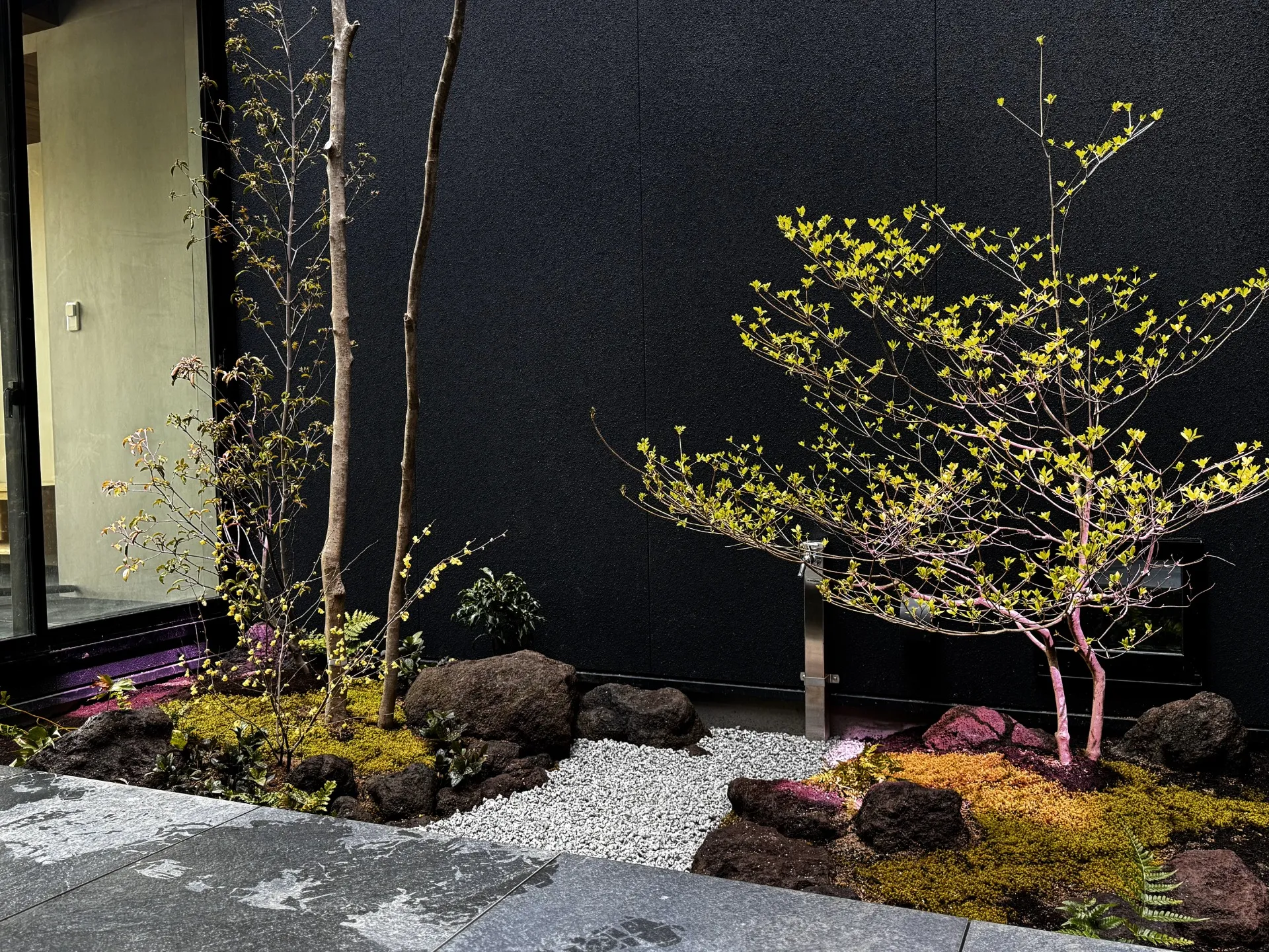 vol.13　守山市｜3階建ての中庭 | トミケン