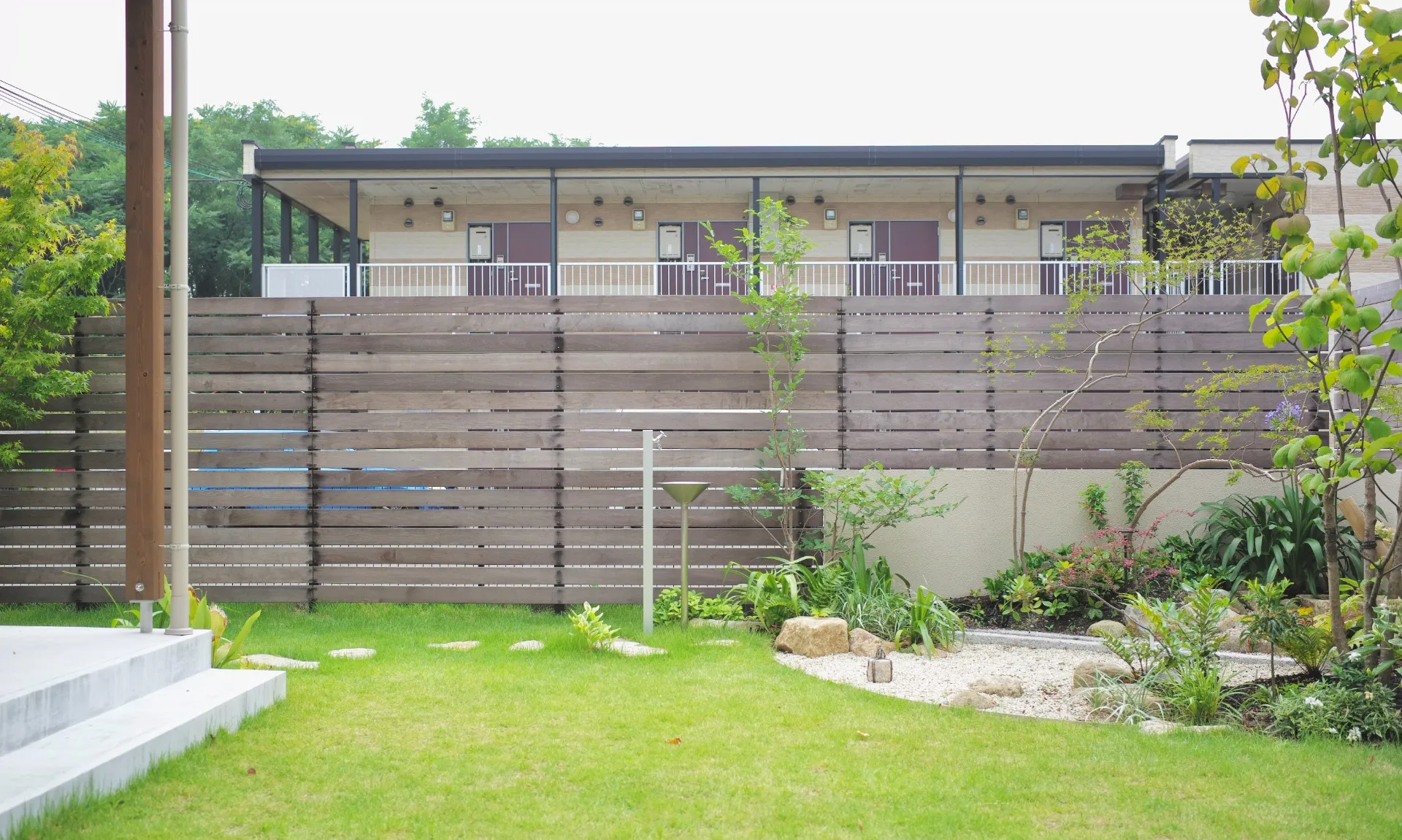 vol.15 東近江市｜芝生のプライベートガーデン | WARMS