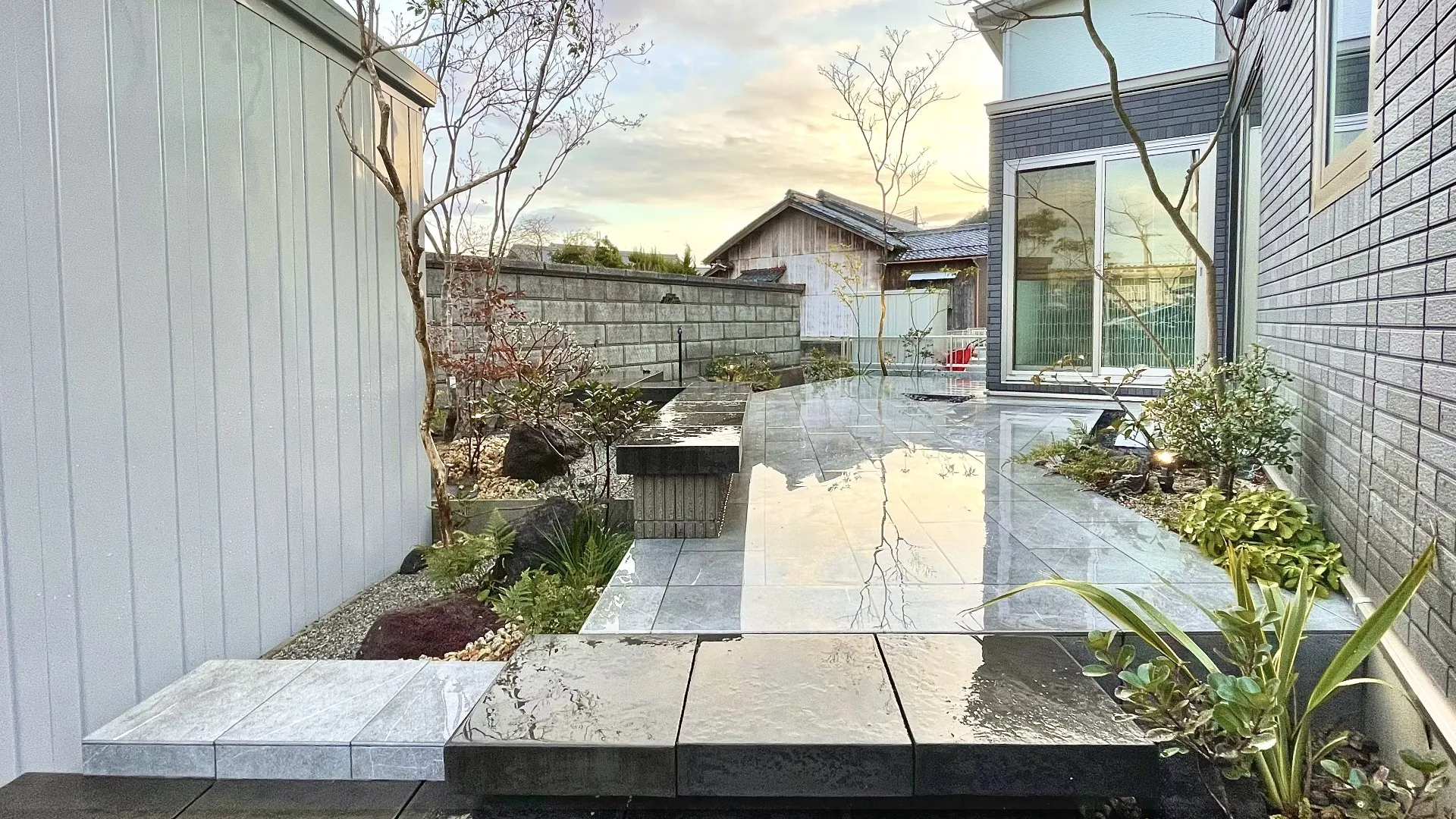 vol.16 東近江市｜植栽の入れ替え、砂利の入れ替えメンテナンス | セキスイハイム